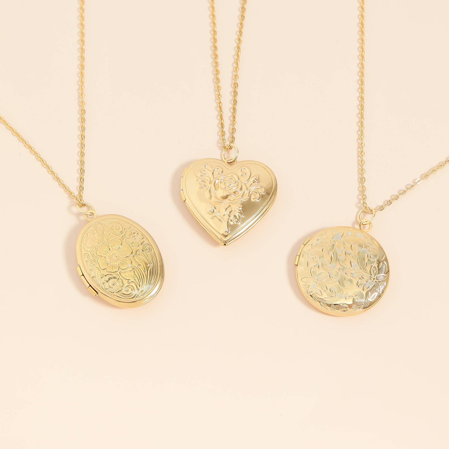 18K Gold PVD Stainless Steel Round Floral Textured Locket