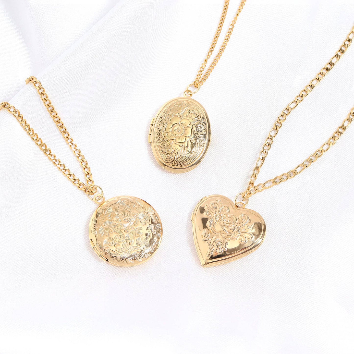 18K Gold PVD Stainless Steel Round Floral Textured Locket