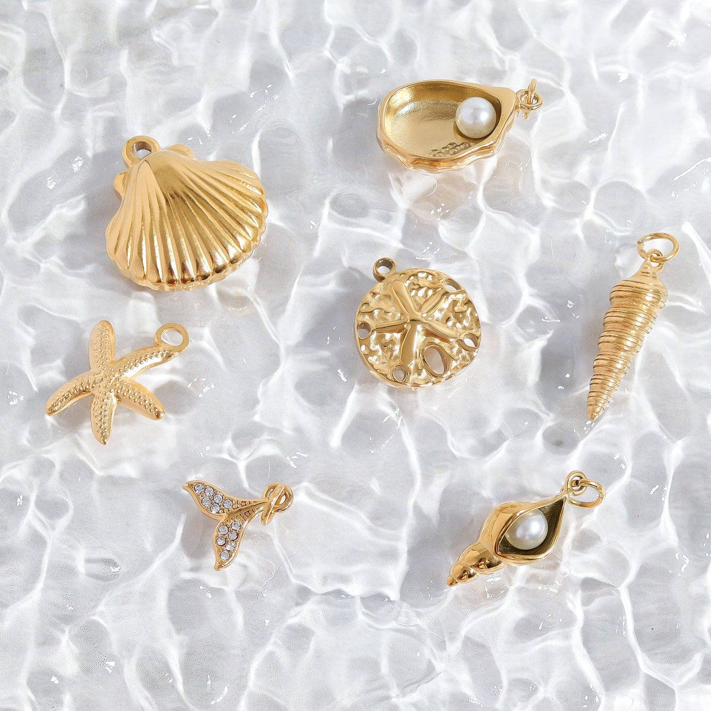 18K Gold PVD Stainless Steel Horn Shell Charm