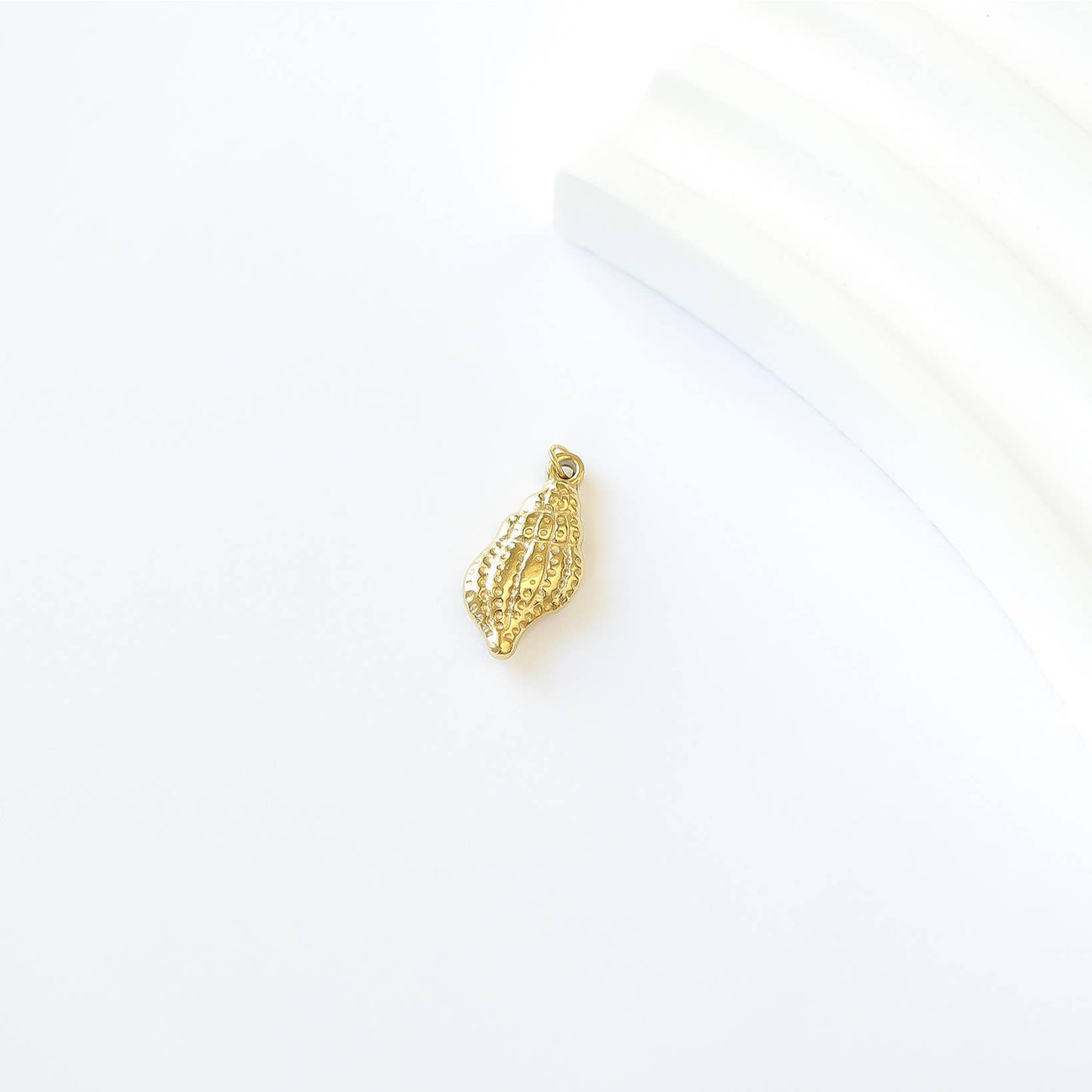 18K Gold PVD Stainless Steel Conch Seashell Charm