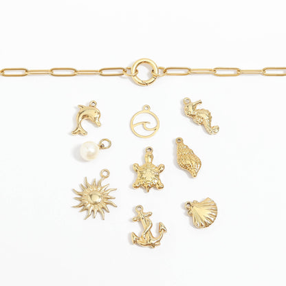 18K Gold PVD Stainless Steel Clam Shell Charm