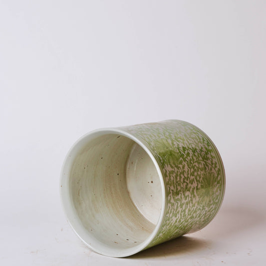 Scrolling Chrysanthemum Green and White Porcelain Cachepot