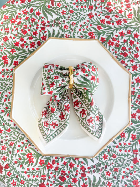 Holy City Holly Table Runner