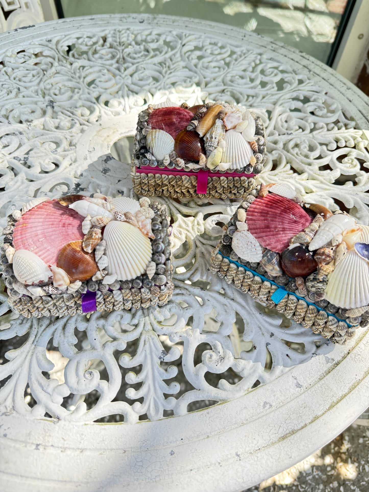 Shell Box - Mini Treasure Chest with Colored Lining