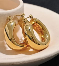 Stirrup Puffy Hoops