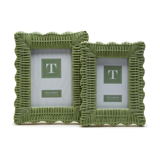 Scallop Wicker Frame Green